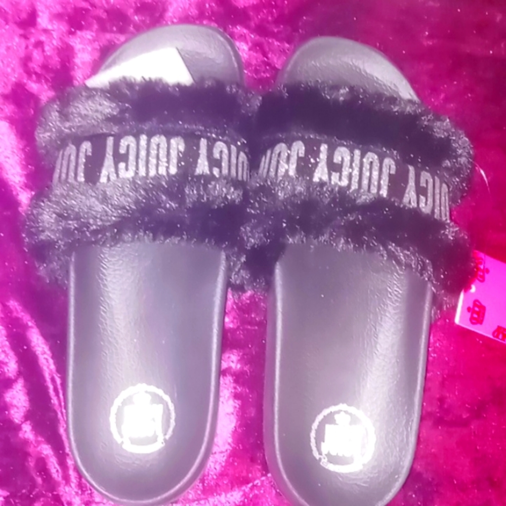 Slippers Size 7.5 NWT Juicy Couture